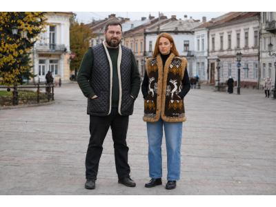 Чоловіча чи жіноча жилетка з овечої шерсті: чи є принципова різниця